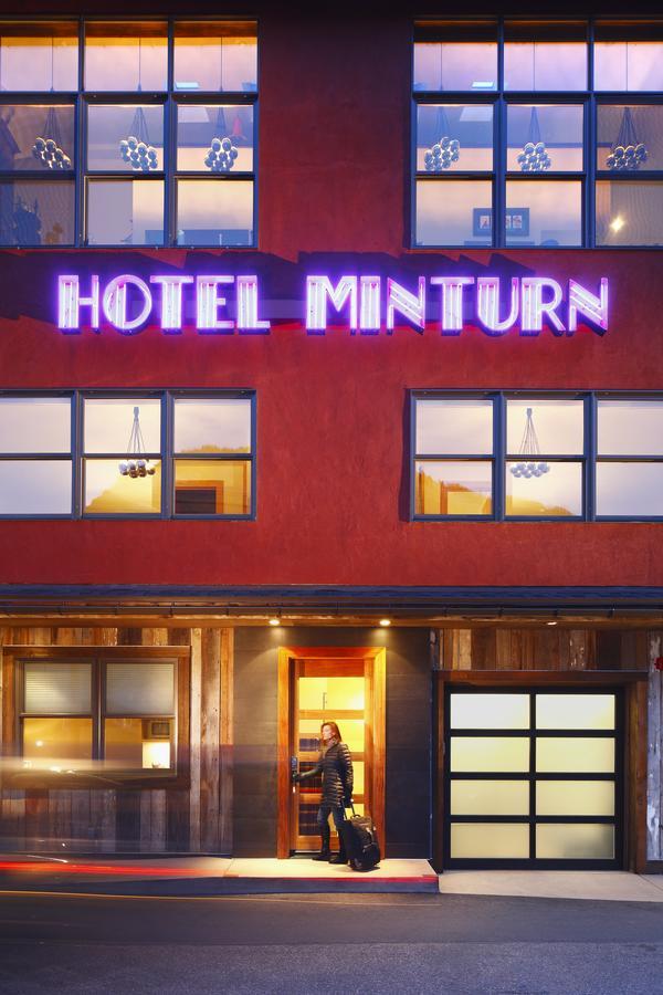 Hotel Minturn Екстер'єр фото