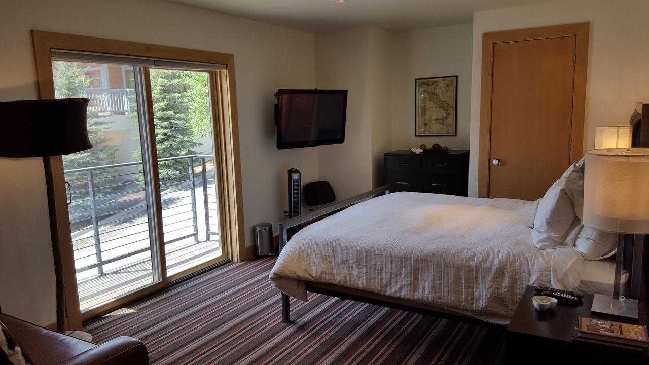 Hotel Minturn Екстер'єр фото